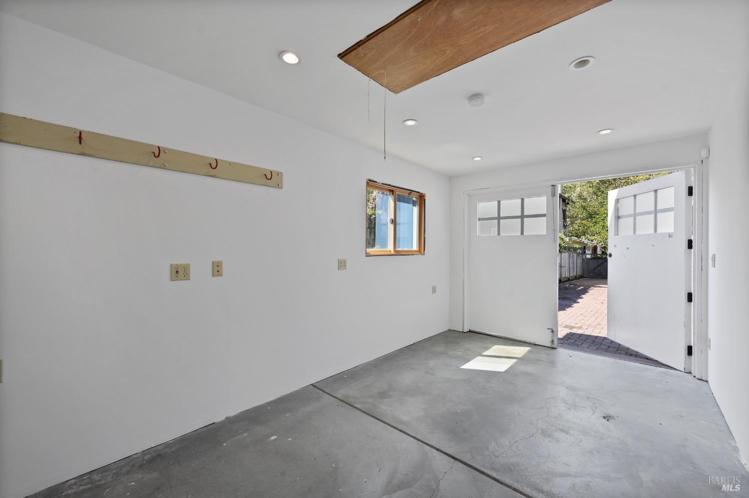 Detail Gallery Image 20 of 42 For 152 C St, San Rafael,  CA 94901 - 3 Beds | 2/1 Baths