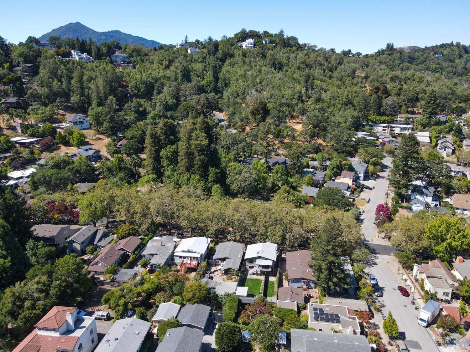 Detail Gallery Image 40 of 42 For 152 C St, San Rafael,  CA 94901 - 3 Beds | 2/1 Baths