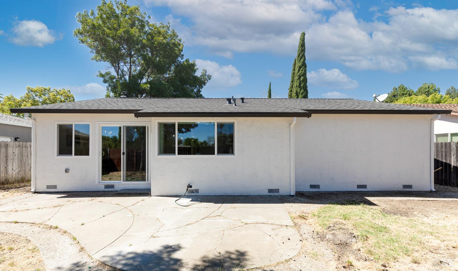 Detail Gallery Image 32 of 33 For 2078 Tilden Ct, Fairfield,  CA 94533 - 4 Beds | 2 Baths