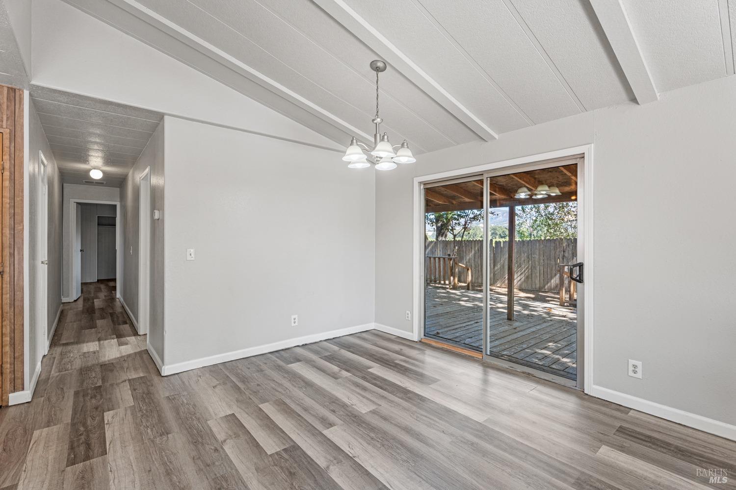 Detail Gallery Image 9 of 20 For 880 Highway 175 Unkn, Hopland,  CA 95449 - 3 Beds | 2 Baths