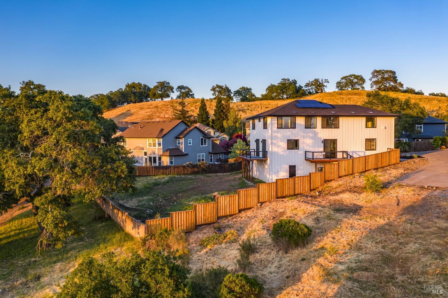 Detail Gallery Image 44 of 50 For 2039 Gardenview Pl, Santa Rosa,  CA 95403 - 4 Beds | 3/1 Baths