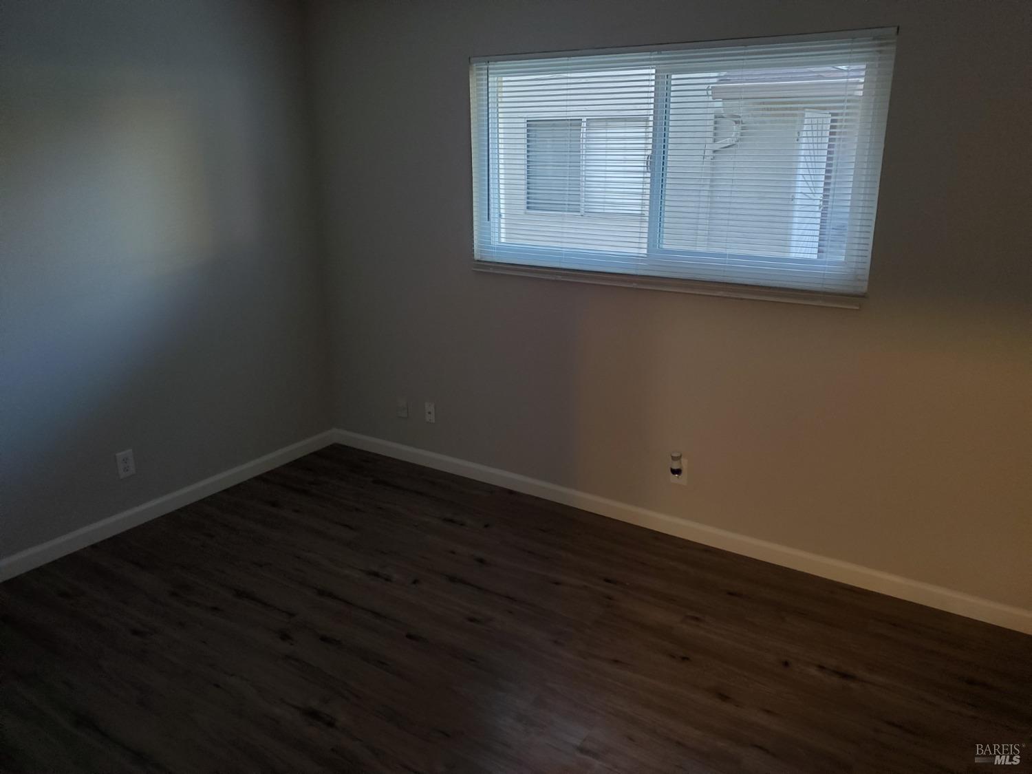 Detail Gallery Image 7 of 13 For 2304 Peppertree Way #1,  Antioch,  CA 94509 - 2 Beds | 1 Baths