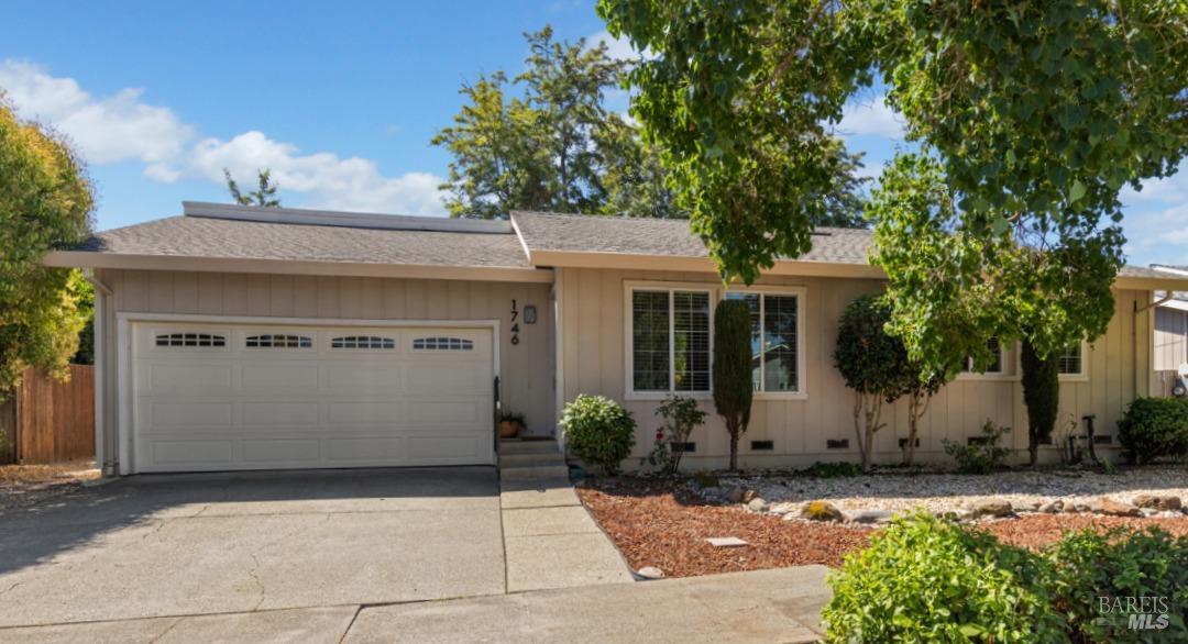 Detail Gallery Image 1 of 1 For 1746 Bancroft Dr, Santa Rosa,  CA 95401 - 3 Beds | 2 Baths