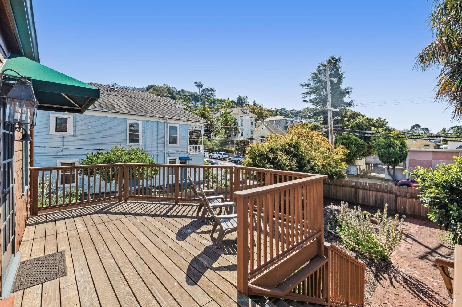 Detail Gallery Image 10 of 30 For 415 Turney St, Sausalito,  CA 94965 - 2 Beds | 2 Baths