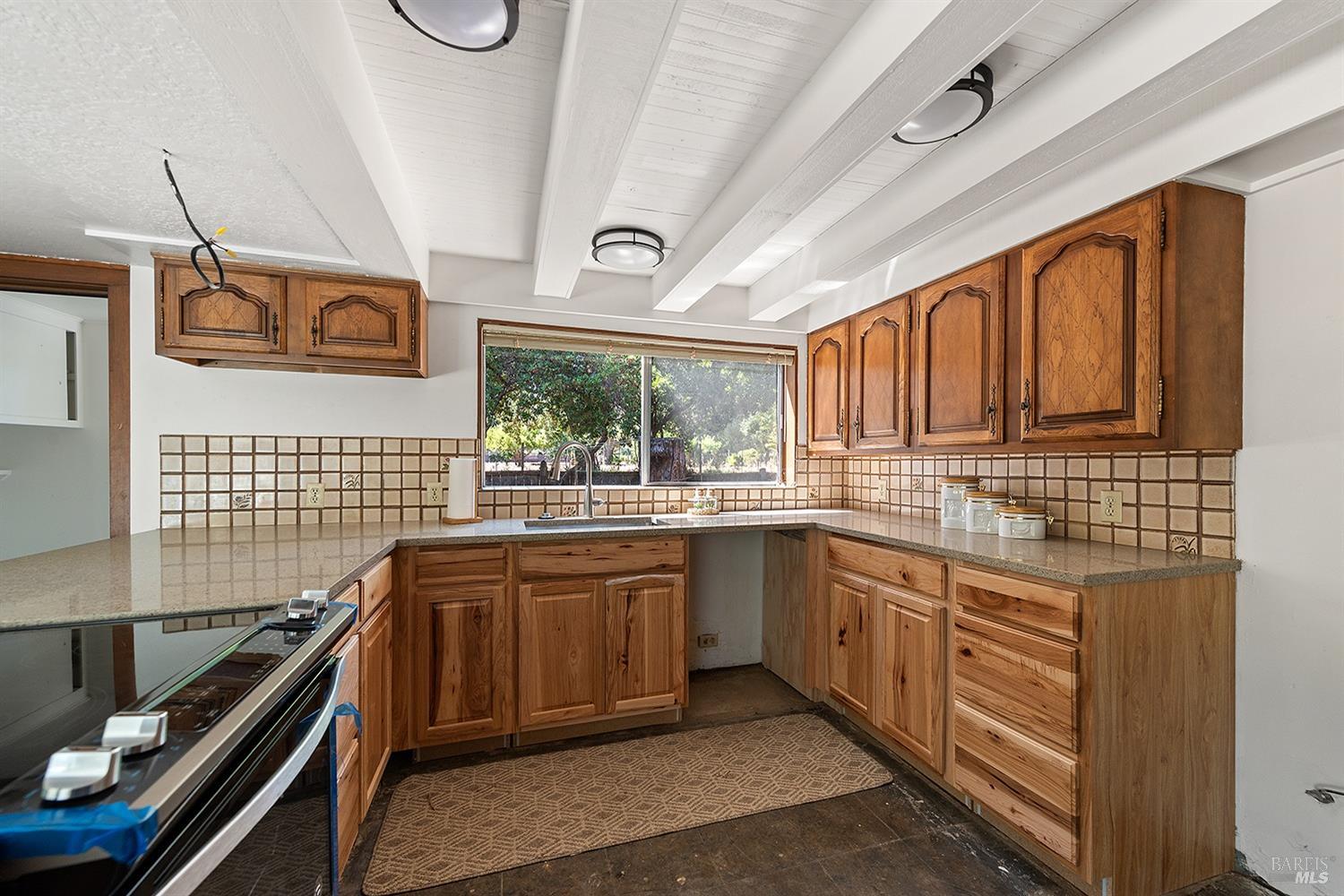 Detail Gallery Image 35 of 86 For 4104 Highway 29 Unkn, Calistoga,  CA 94515 - 4 Beds | 2 Baths