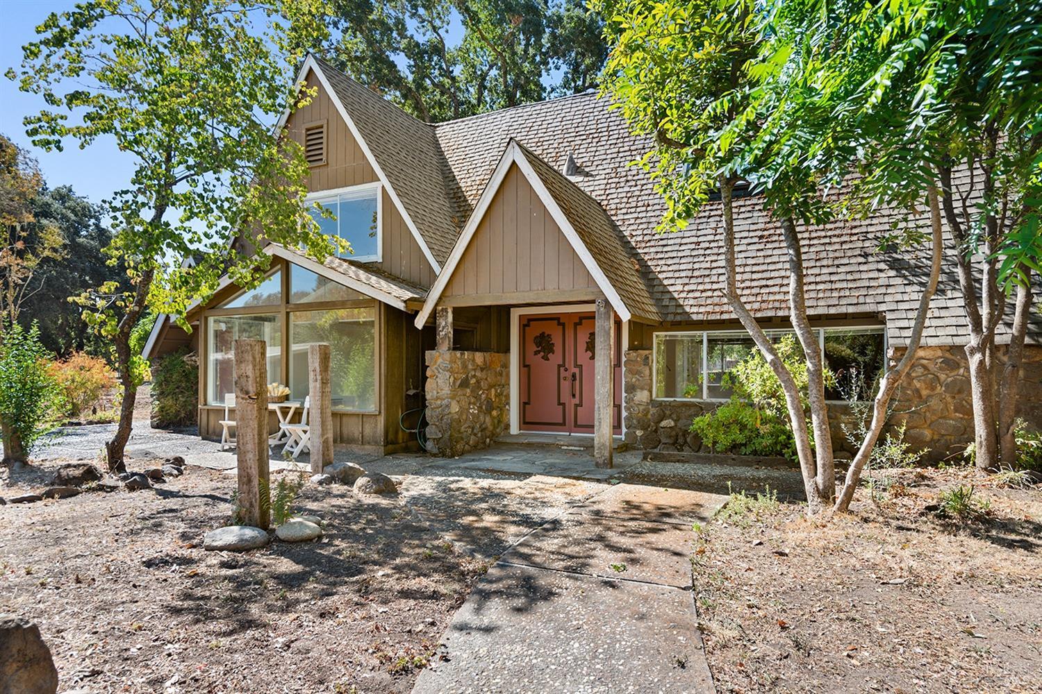 Detail Gallery Image 23 of 86 For 4104 Highway 29 Unkn, Calistoga,  CA 94515 - 4 Beds | 2 Baths