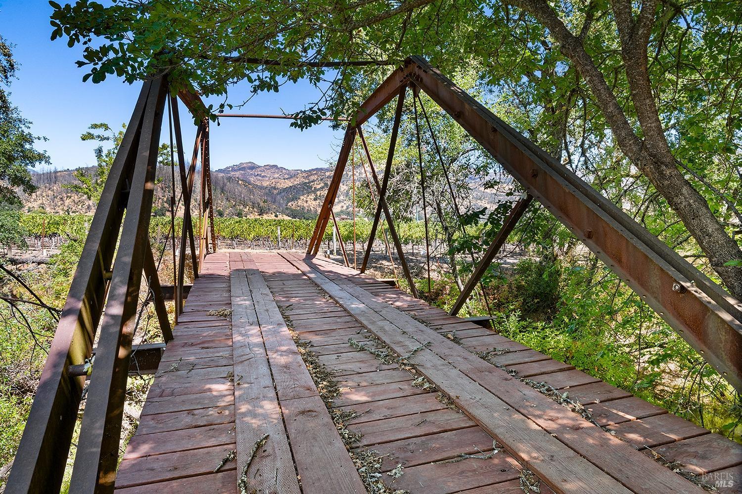 Detail Gallery Image 46 of 86 For 4104 Highway 29 Unkn, Calistoga,  CA 94515 - 4 Beds | 2 Baths