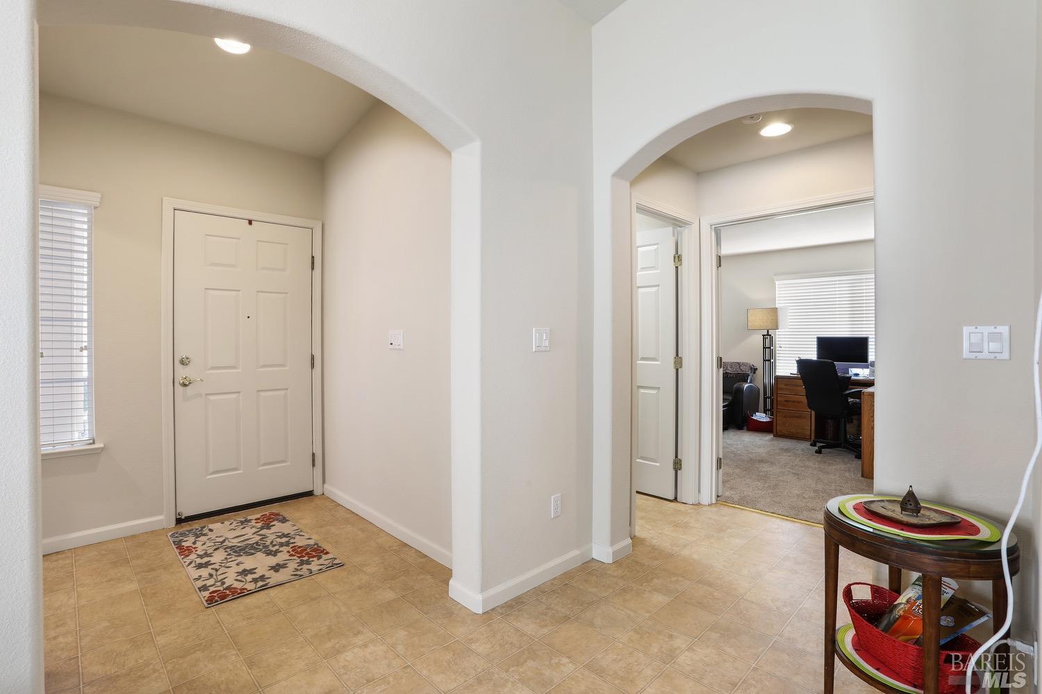 Detail Gallery Image 7 of 30 For 407 Conway Dr, Rio Vista,  CA 94571 - 2 Beds | 2 Baths