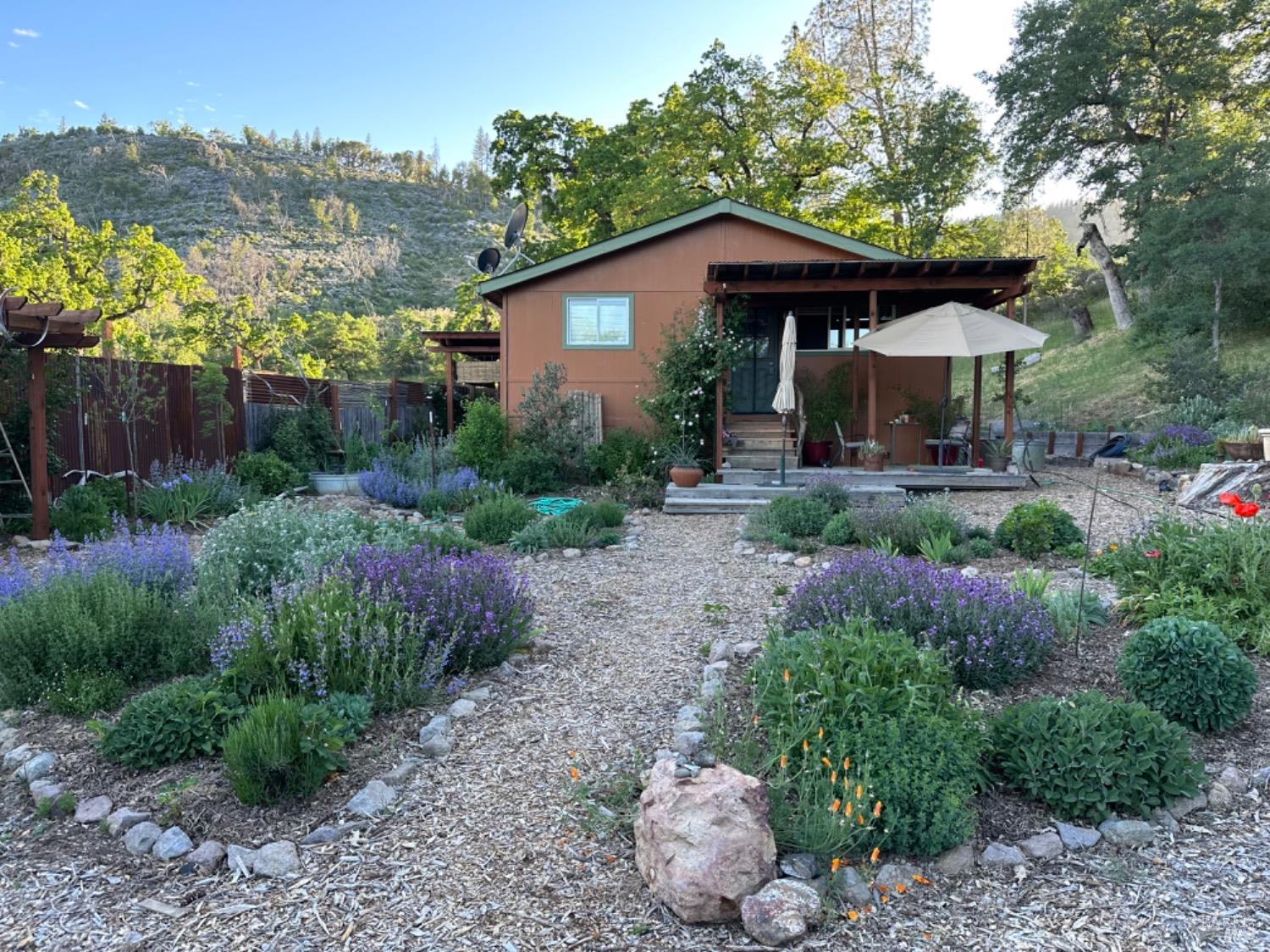 Detail Gallery Image 1 of 1 For 12335 Seigler Canyon Rd, Middletown,  CA 95461 - 3 Beds | 2 Baths