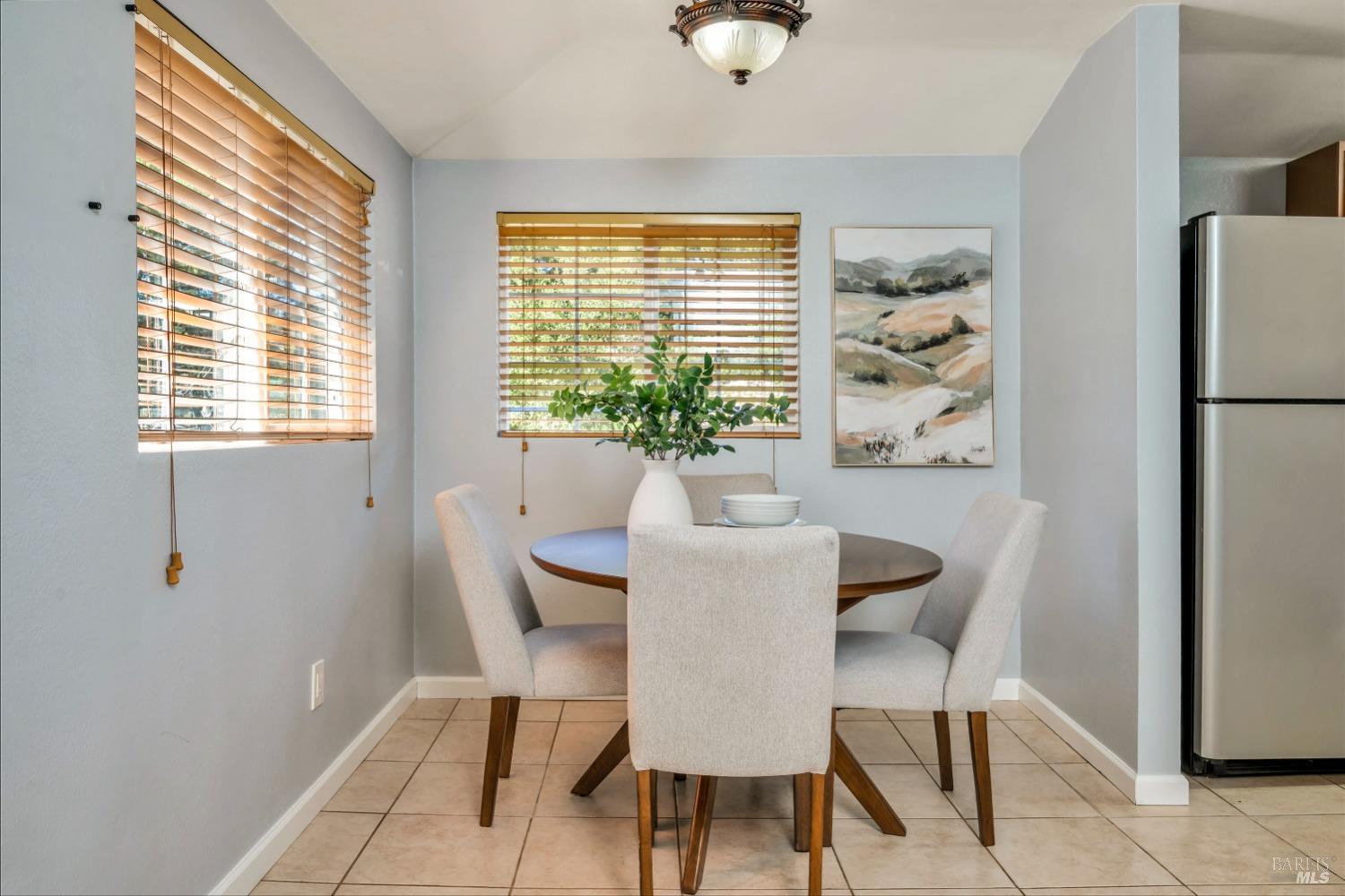 Detail Gallery Image 14 of 29 For 365 Calle Del Monte St, Sonoma,  CA 95476 - 2 Beds | 1 Baths