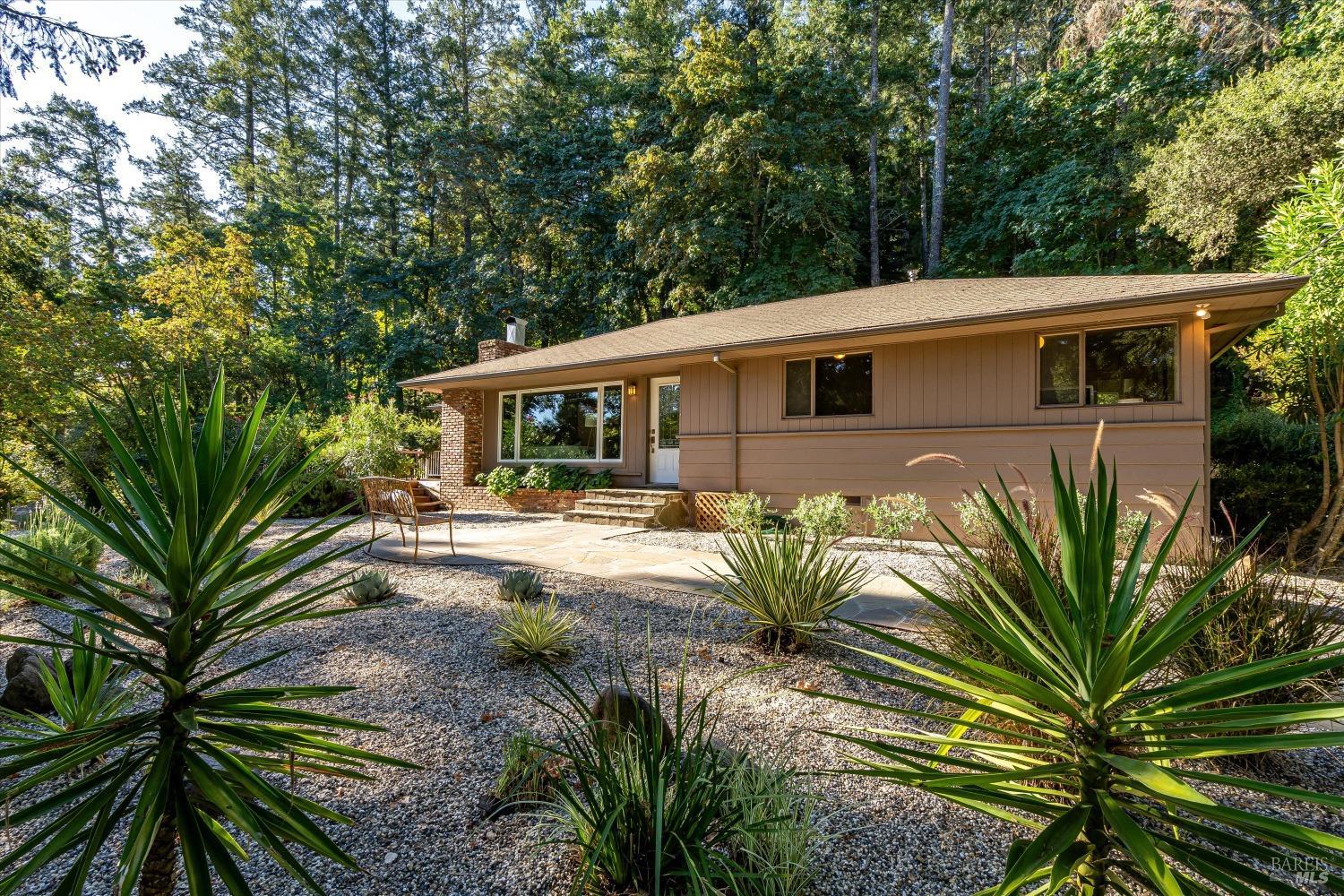 Detail Gallery Image 3 of 32 For 3257 State Highway 128 Unkn, Calistoga,  CA 94515 - 3 Beds | 2 Baths