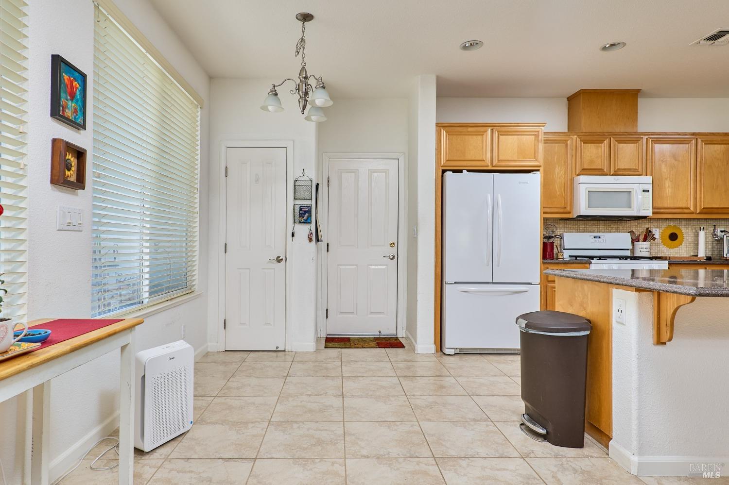 Detail Gallery Image 22 of 27 For 407 Palisades Dr, Rio Vista,  CA 94571 - 2 Beds | 2 Baths