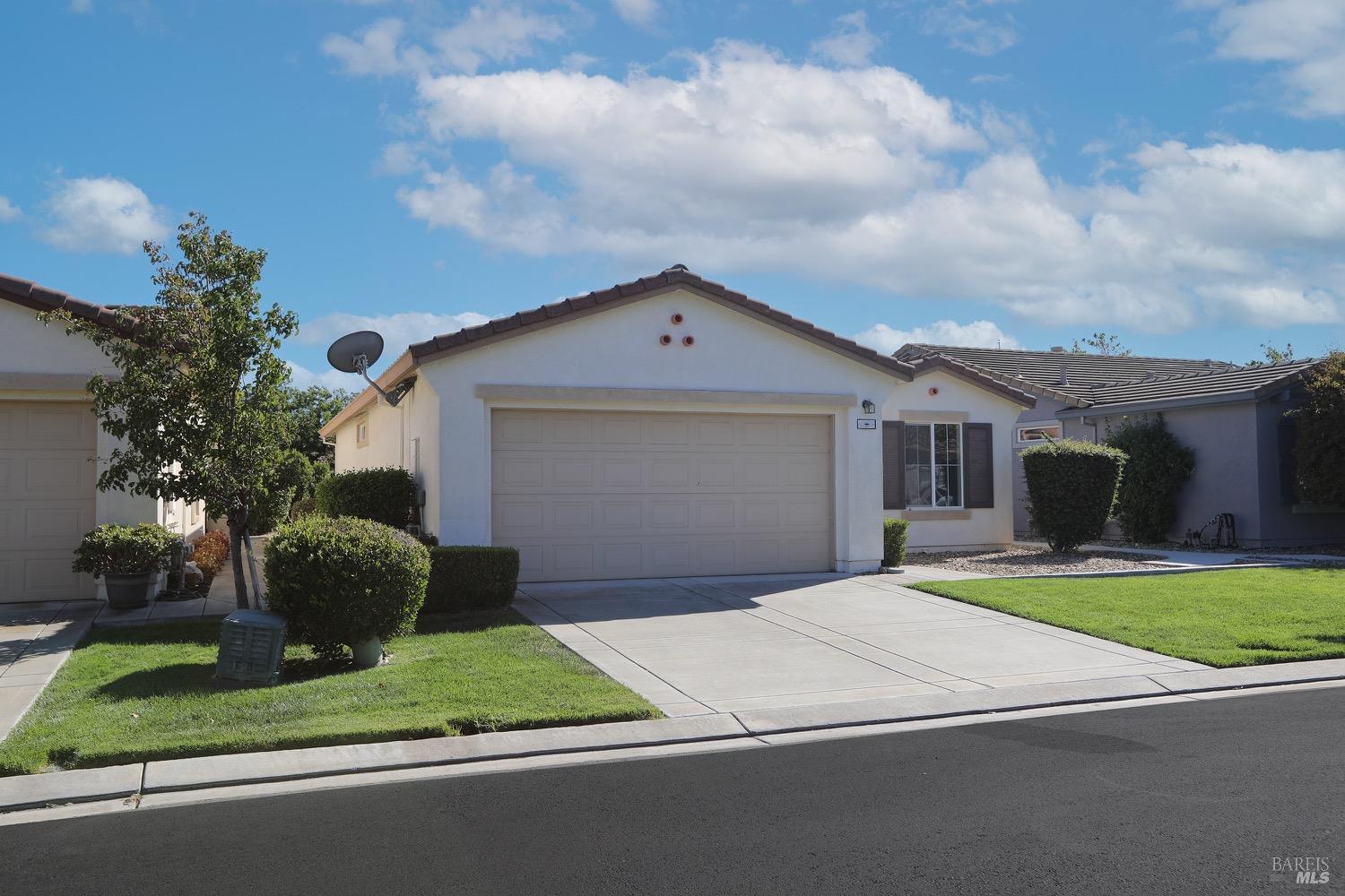 Detail Gallery Image 4 of 34 For 280 Foxwood Ln, Rio Vista,  CA 94571 - 2 Beds | 2 Baths