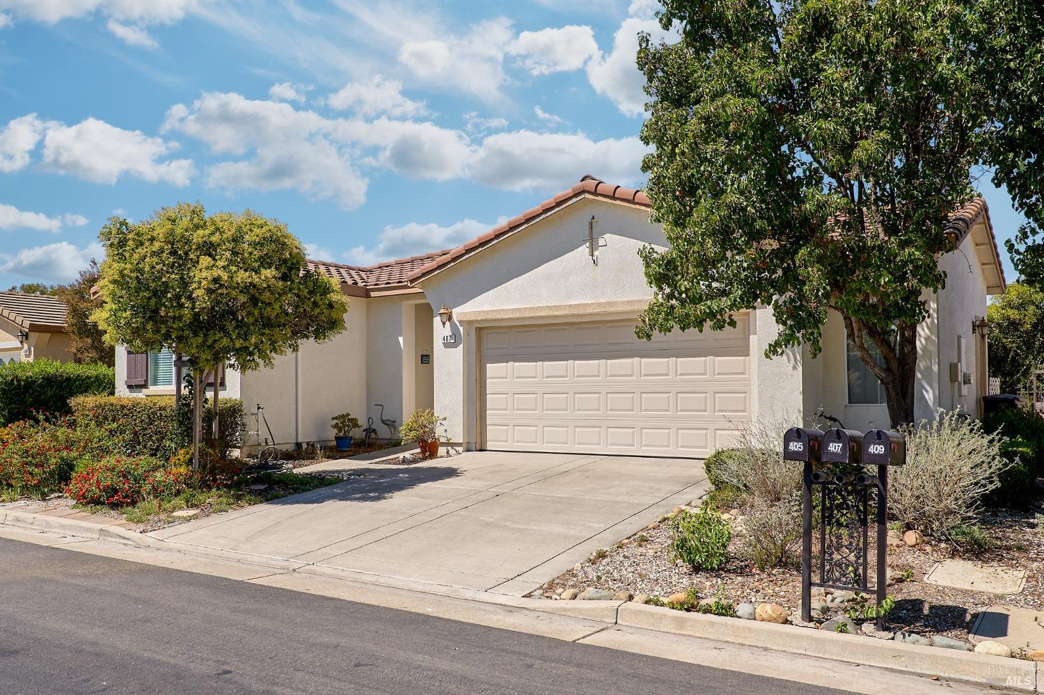 Detail Gallery Image 2 of 27 For 407 Palisades Dr, Rio Vista,  CA 94571 - 2 Beds | 2 Baths