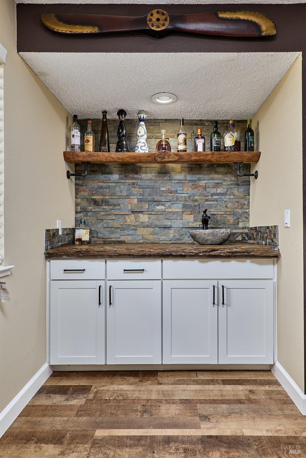 Detail Gallery Image 20 of 36 For 2681 Shasta Ct, Fairfield,  CA 94533 - 3 Beds | 2/1 Baths