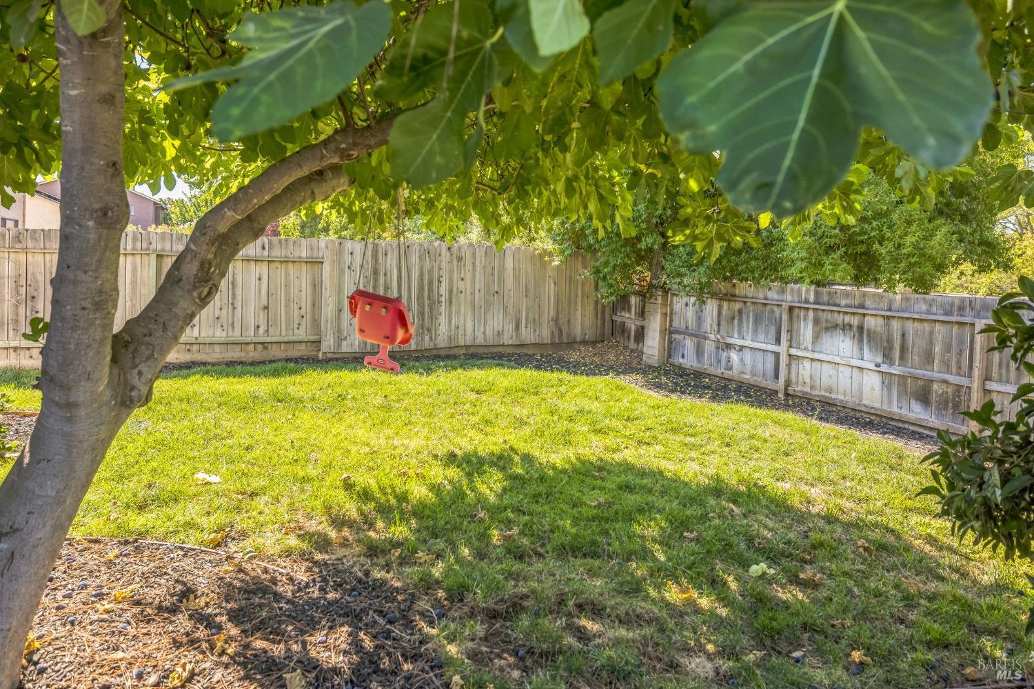 Detail Gallery Image 6 of 29 For 3227 Serra Way, Fairfield,  CA 94534 - 3 Beds | 2 Baths