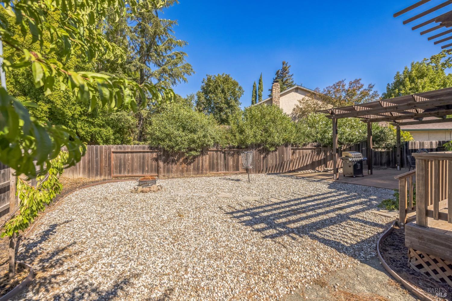 Detail Gallery Image 10 of 29 For 3227 Serra Way, Fairfield,  CA 94534 - 3 Beds | 2 Baths