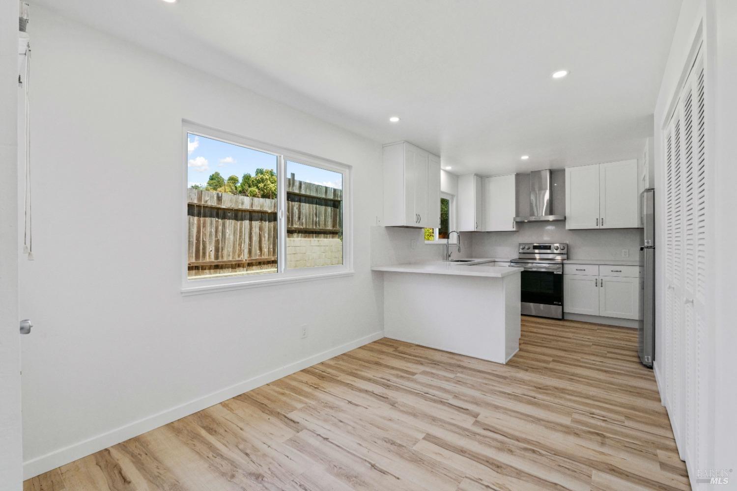 Detail Gallery Image 28 of 37 For 1004 Fulton Ave, Vallejo,  CA 94591 - 3 Beds | 2 Baths