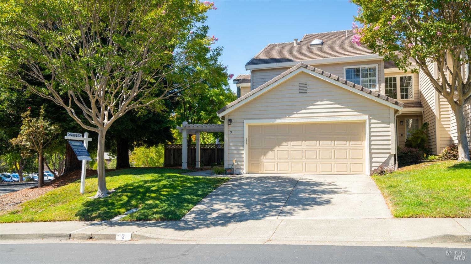 Detail Gallery Image 1 of 1 For 3 Partridge Dr, San Rafael,  CA 94901 - 3 Beds | 2/1 Baths