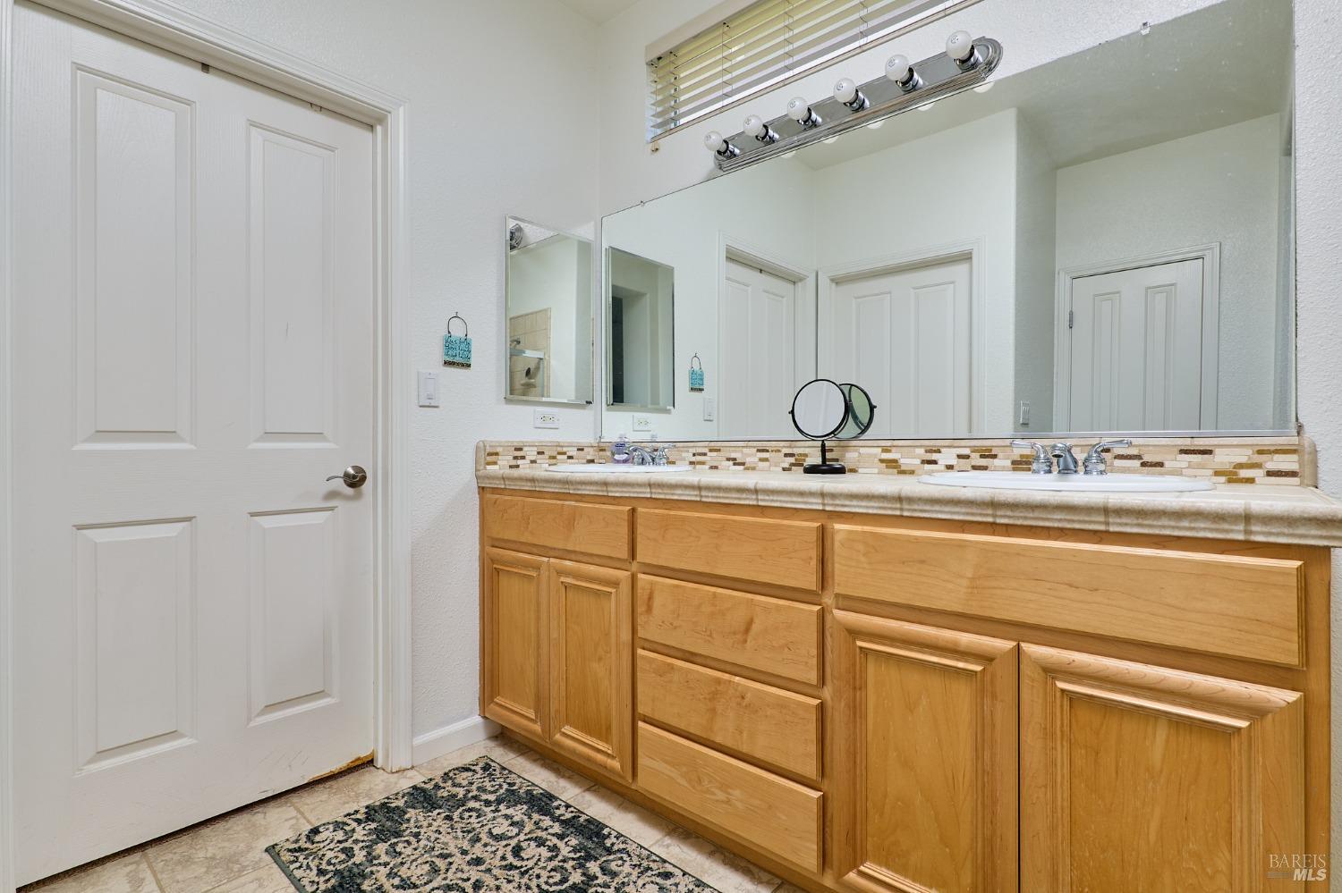 Detail Gallery Image 15 of 27 For 407 Palisades Dr, Rio Vista,  CA 94571 - 2 Beds | 2 Baths