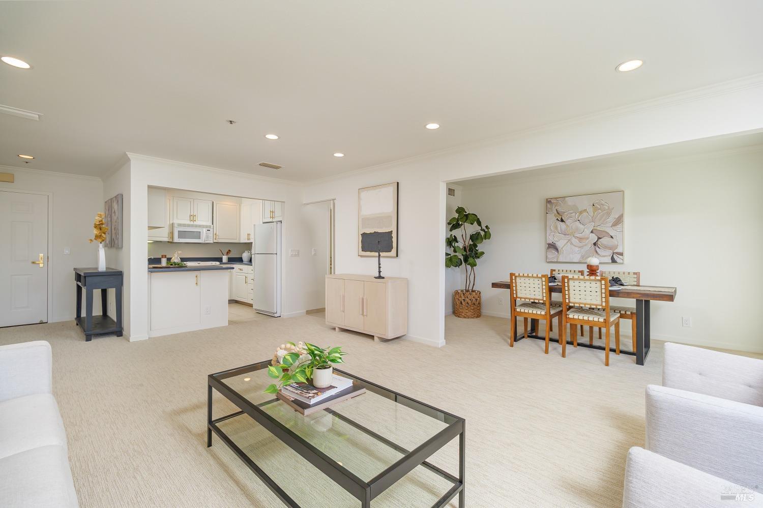 Detail Gallery Image 1 of 60 For 100 Thorndale Dr #424,  San Rafael,  CA 94903 - 2 Beds | 2 Baths