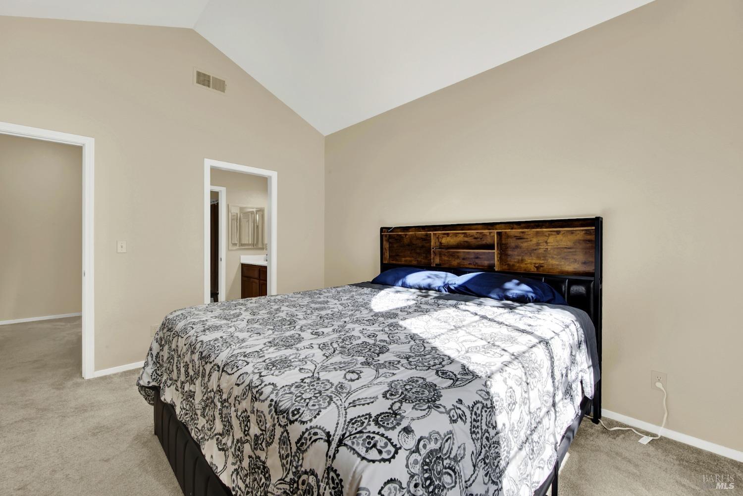 Detail Gallery Image 37 of 58 For 126 Manchester Dr, Fairfield,  CA 94533 - 2 Beds | 1/1 Baths