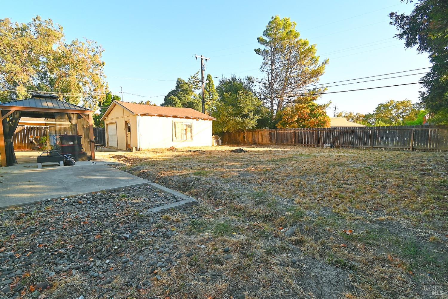 Detail Gallery Image 17 of 19 For 1228 Lincoln St, Fairfield,  CA 94533 - 4 Beds | 2 Baths