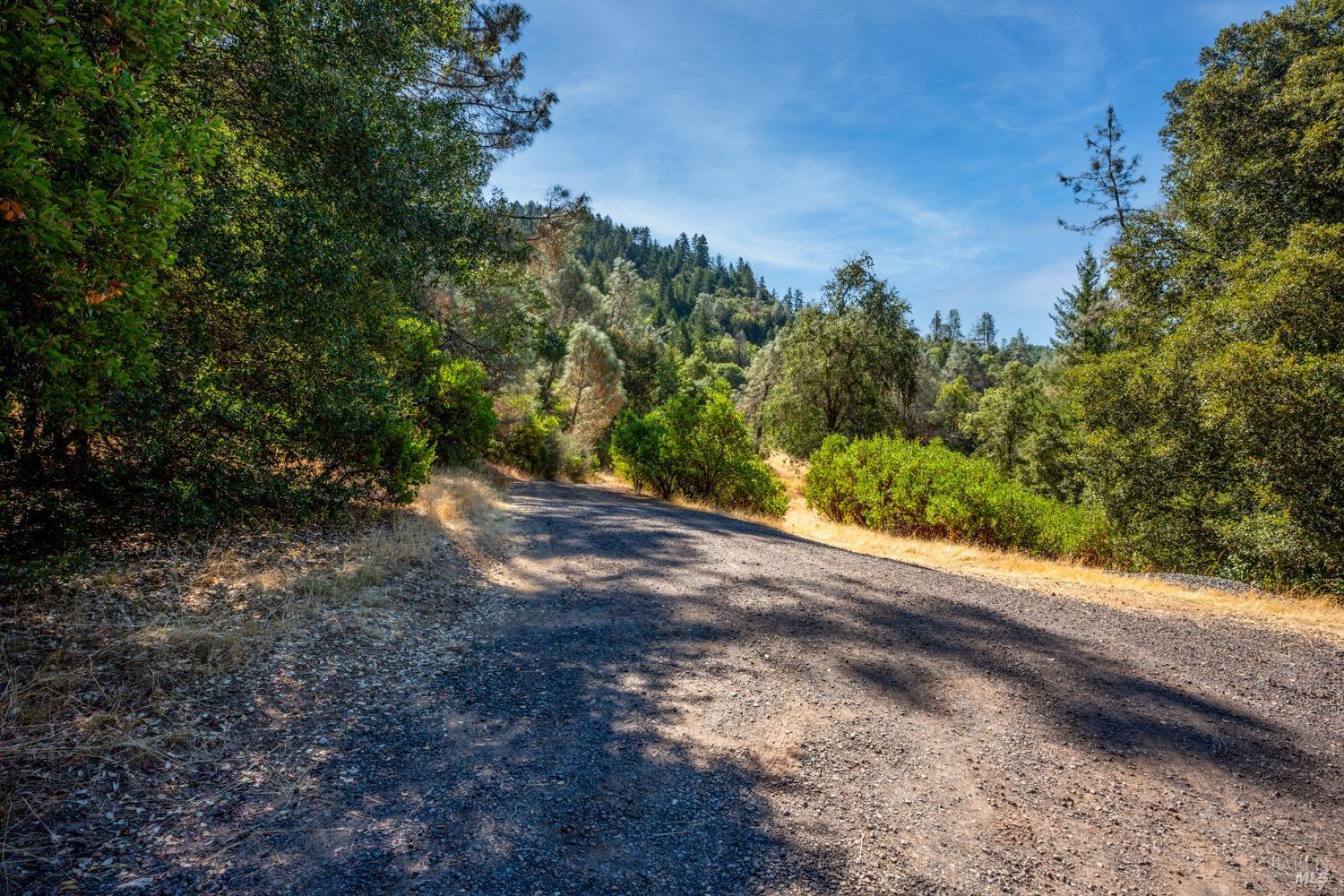 Detail Gallery Image 35 of 37 For 34010 Shimmins Ridge Rdgs, Willits,  CA 95490 - 2 Beds | 1 Baths