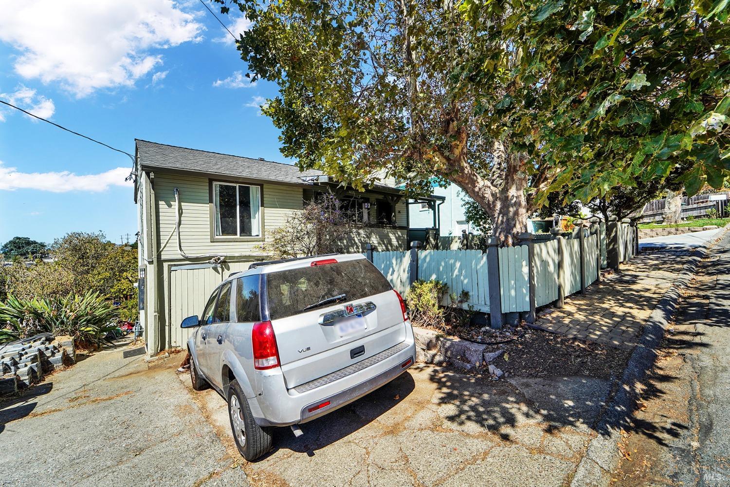 Detail Gallery Image 18 of 18 For 76 Buena Vis, Benicia,  CA 94510 - 3 Beds | 2 Baths