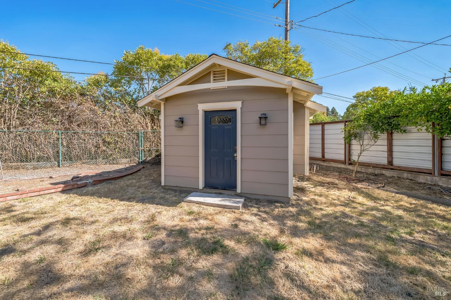 Detail Gallery Image 20 of 22 For 906 Calle Del Caballo St, Fairfield,  CA 94534 - 3 Beds | 2/1 Baths