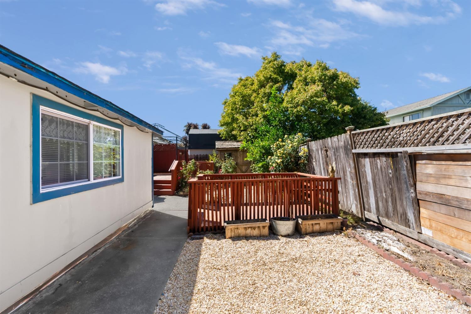 Detail Gallery Image 22 of 22 For 1581 Trellis Ln, Petaluma,  CA 94954 - 4 Beds | 2 Baths