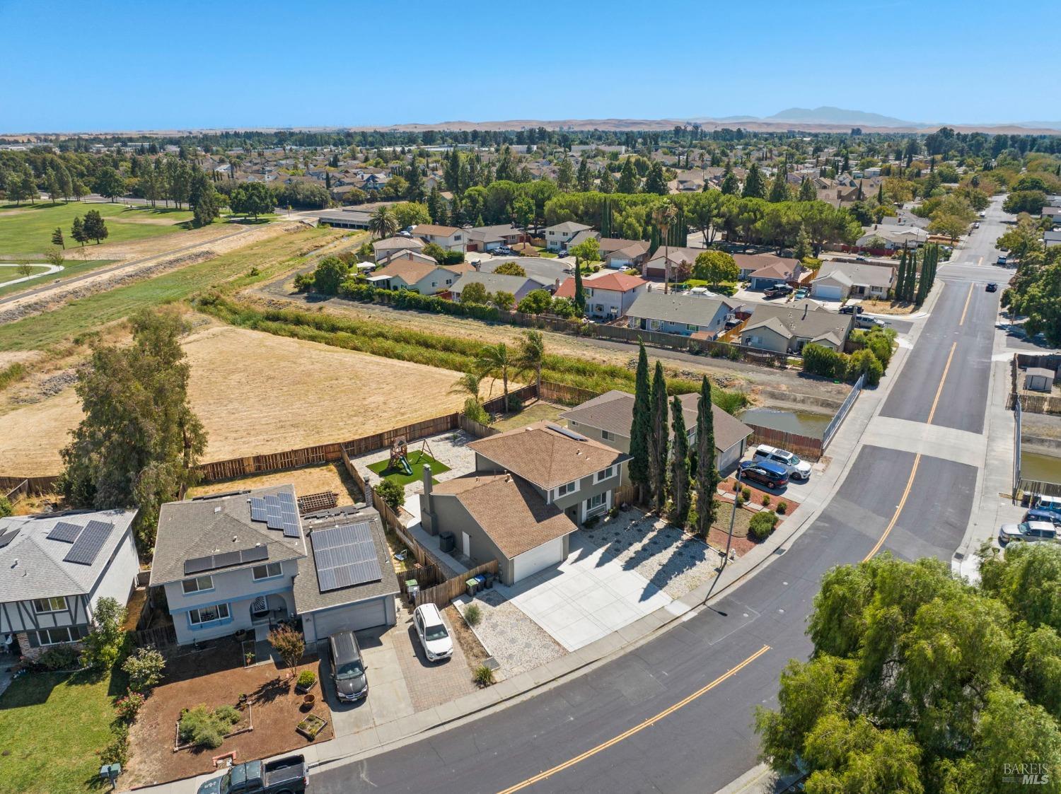 Detail Gallery Image 33 of 34 For 2872 Gulf Dr, Fairfield,  CA 94533 - 4 Beds | 2/1 Baths