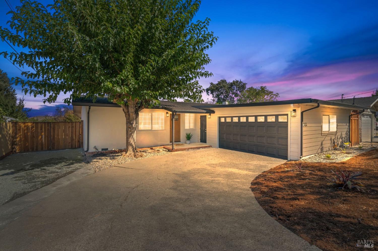 Detail Gallery Image 1 of 1 For 313 Ada Dr, Pacheco,  CA 94553 - 3 Beds | 2 Baths