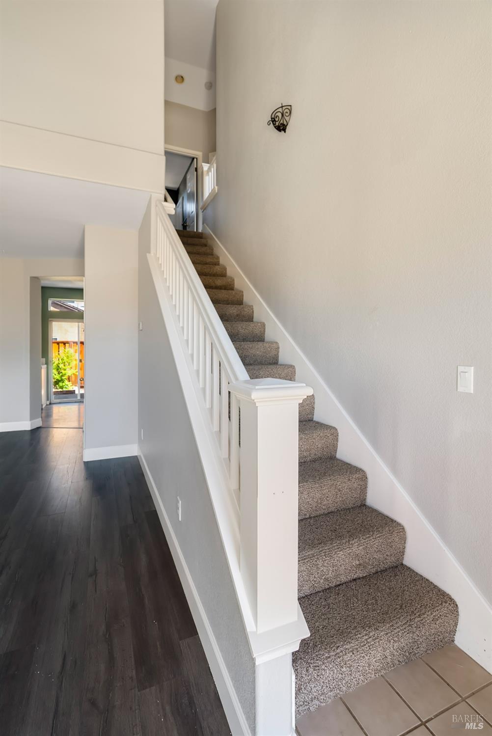 Detail Gallery Image 15 of 25 For 2298 Francisco Ave, Santa Rosa,  CA 95403 - 3 Beds | 2/1 Baths