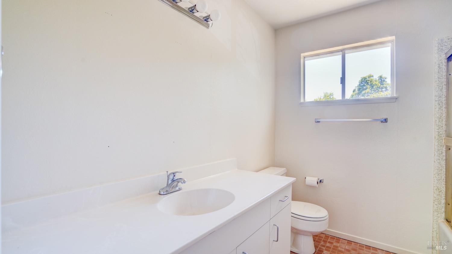 Detail Gallery Image 39 of 60 For 5210 Fulton Rd, Santa Rosa,  CA 95403 - – Beds | – Baths