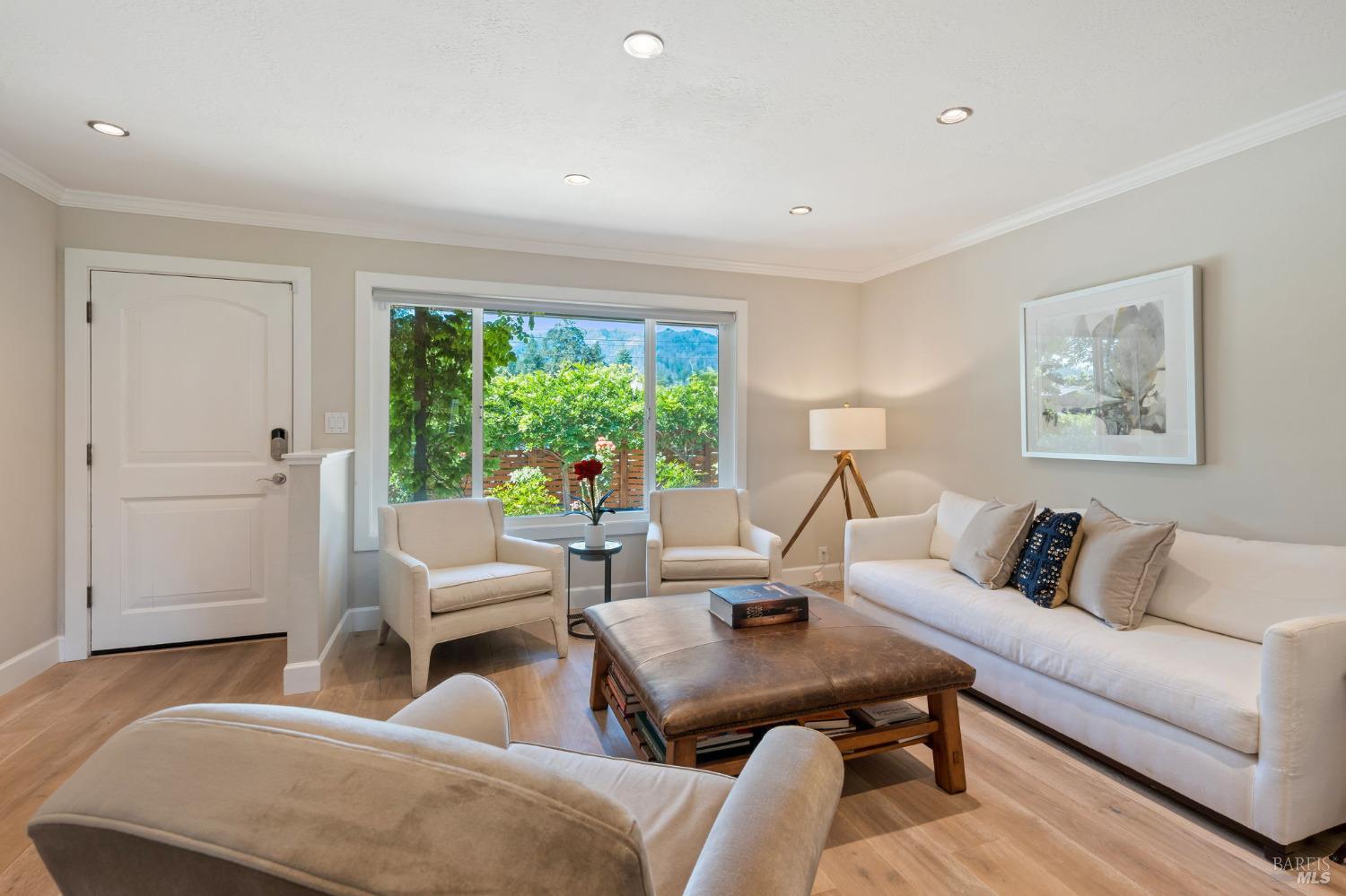 Detail Gallery Image 7 of 58 For 1134 Valley View St, Saint Helena,  CA 94574 - 3 Beds | 2 Baths