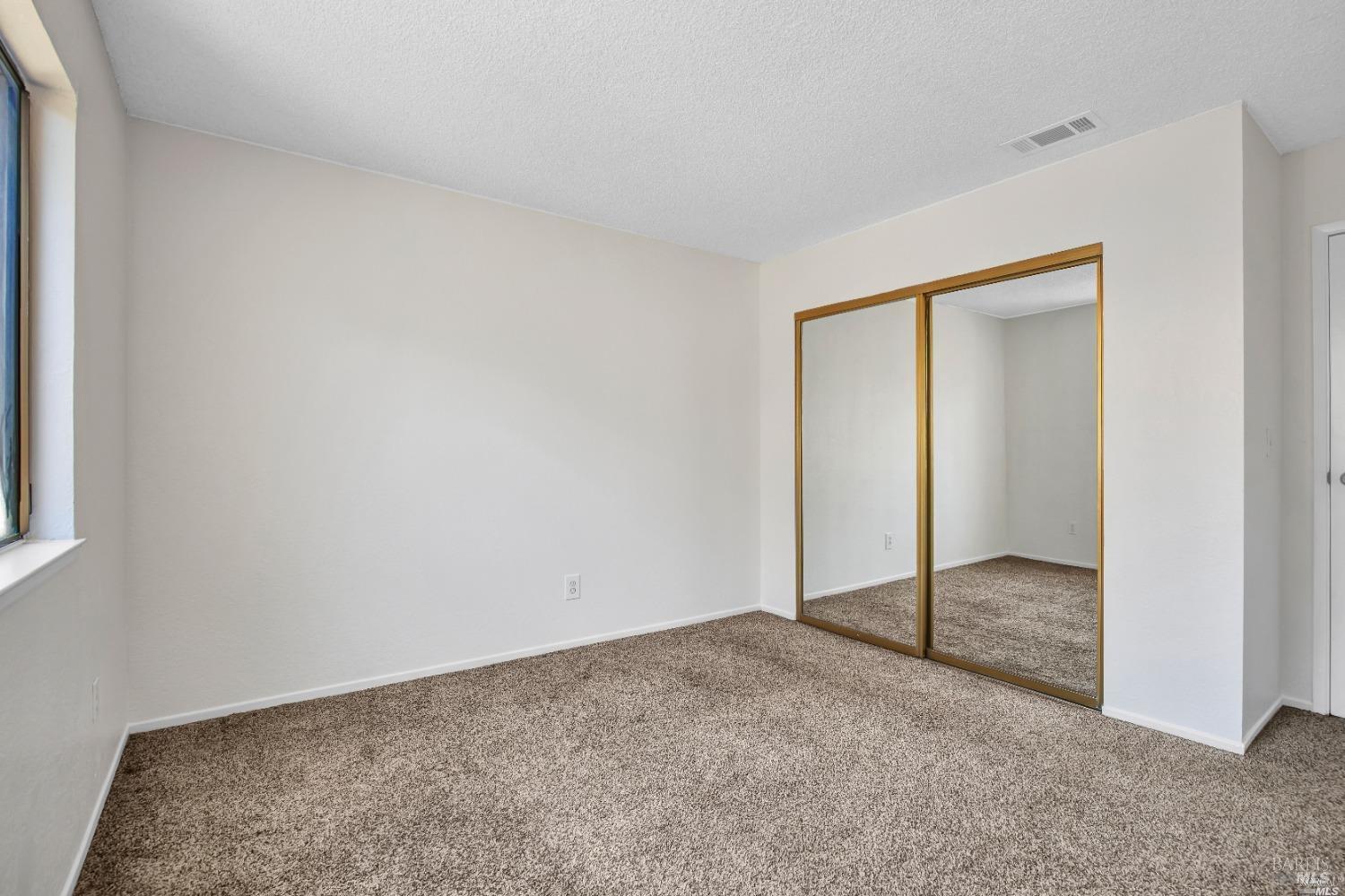 Detail Gallery Image 34 of 38 For 2890 Redwood Pkwy #72,  Vallejo,  CA 94591 - 2 Beds | 2 Baths