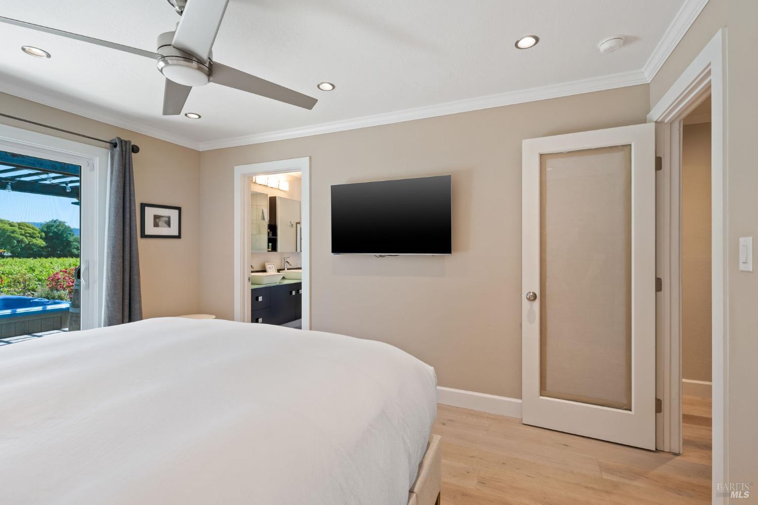 Detail Gallery Image 23 of 58 For 1134 Valley View St, Saint Helena,  CA 94574 - 3 Beds | 2 Baths