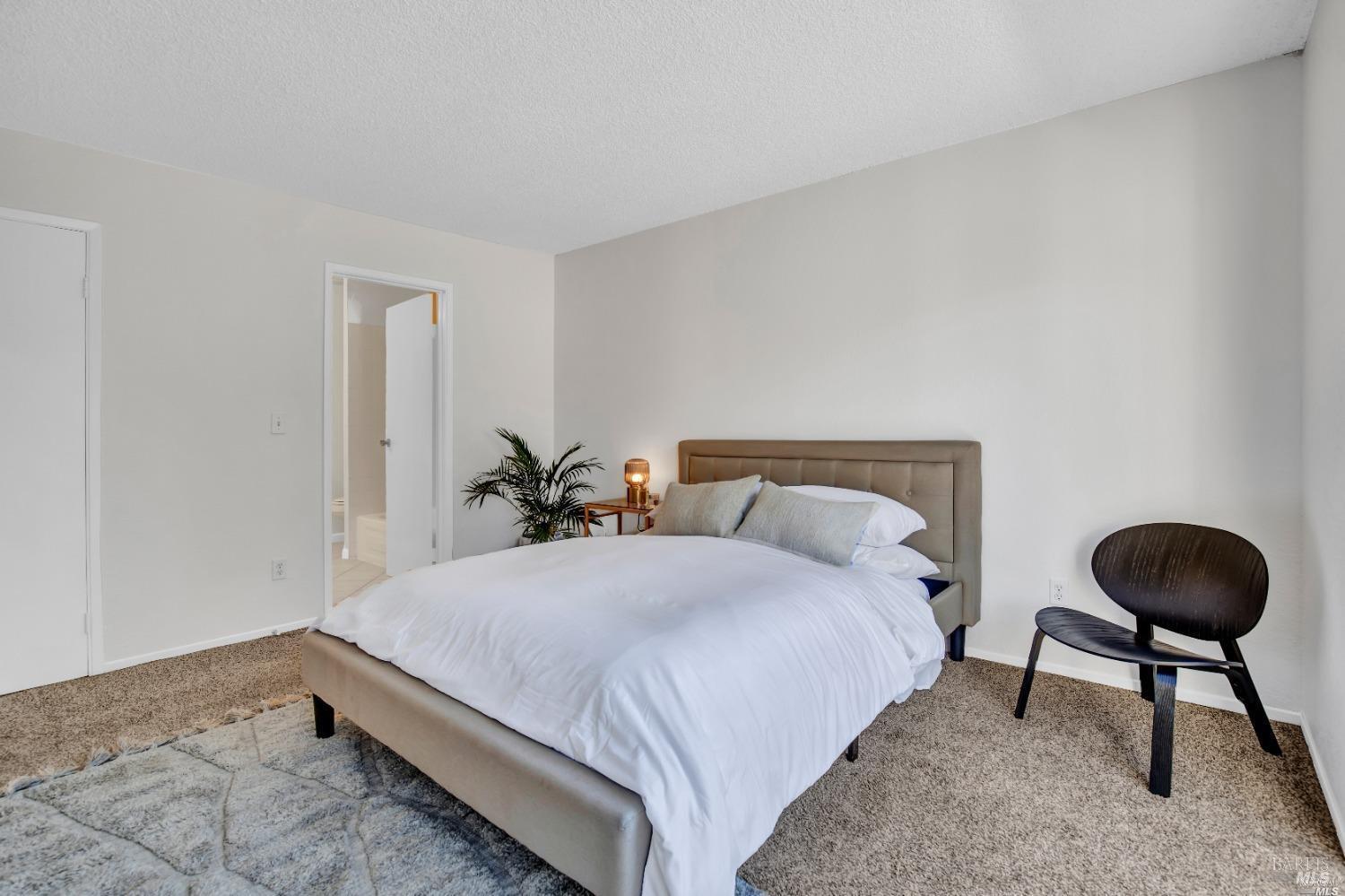 Detail Gallery Image 28 of 38 For 2890 Redwood Pkwy #72,  Vallejo,  CA 94591 - 2 Beds | 2 Baths