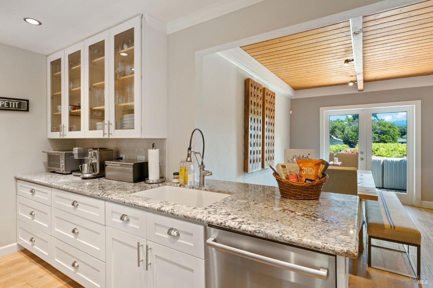 Detail Gallery Image 18 of 58 For 1134 Valley View St, Saint Helena,  CA 94574 - 3 Beds | 2 Baths