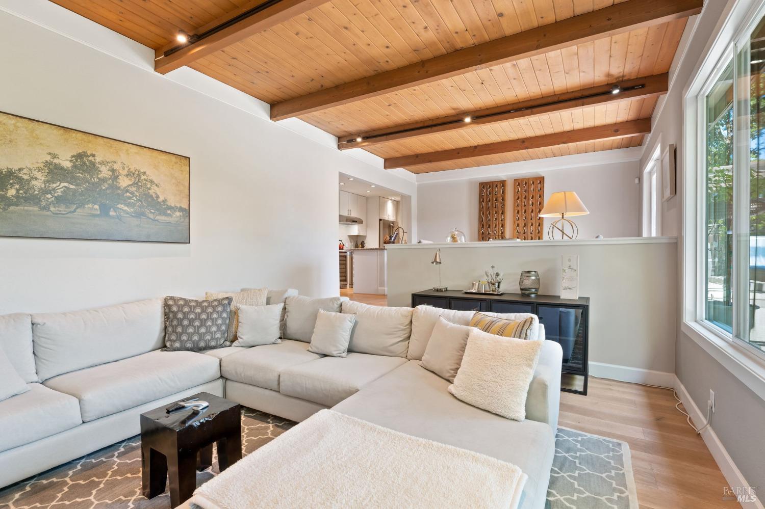 Detail Gallery Image 17 of 58 For 1134 Valley View St, Saint Helena,  CA 94574 - 3 Beds | 2 Baths