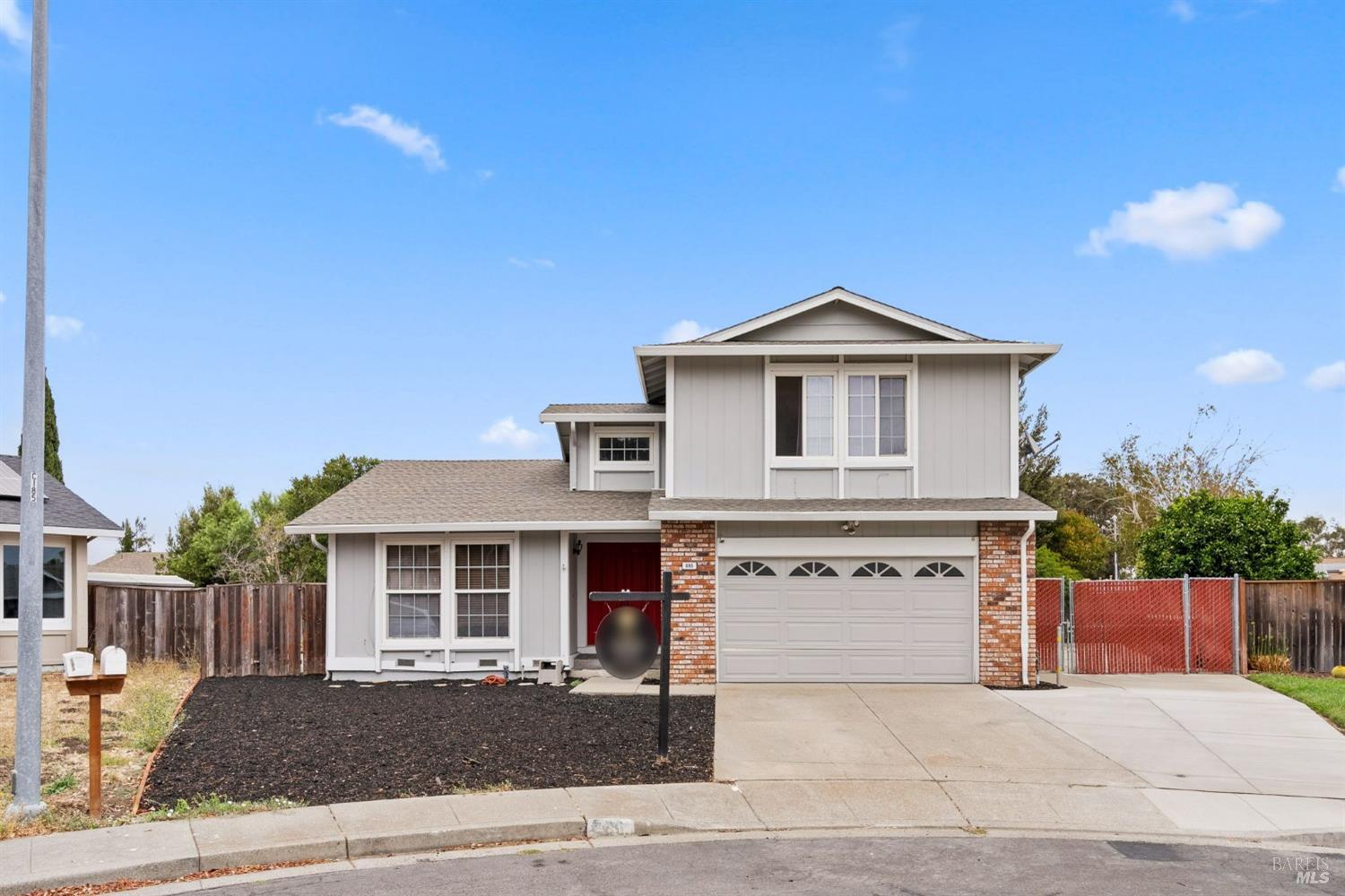 Detail Gallery Image 1 of 1 For 686 Alpine Ct, Fairfield,  CA 94534 - 4 Beds | 2/1 Baths