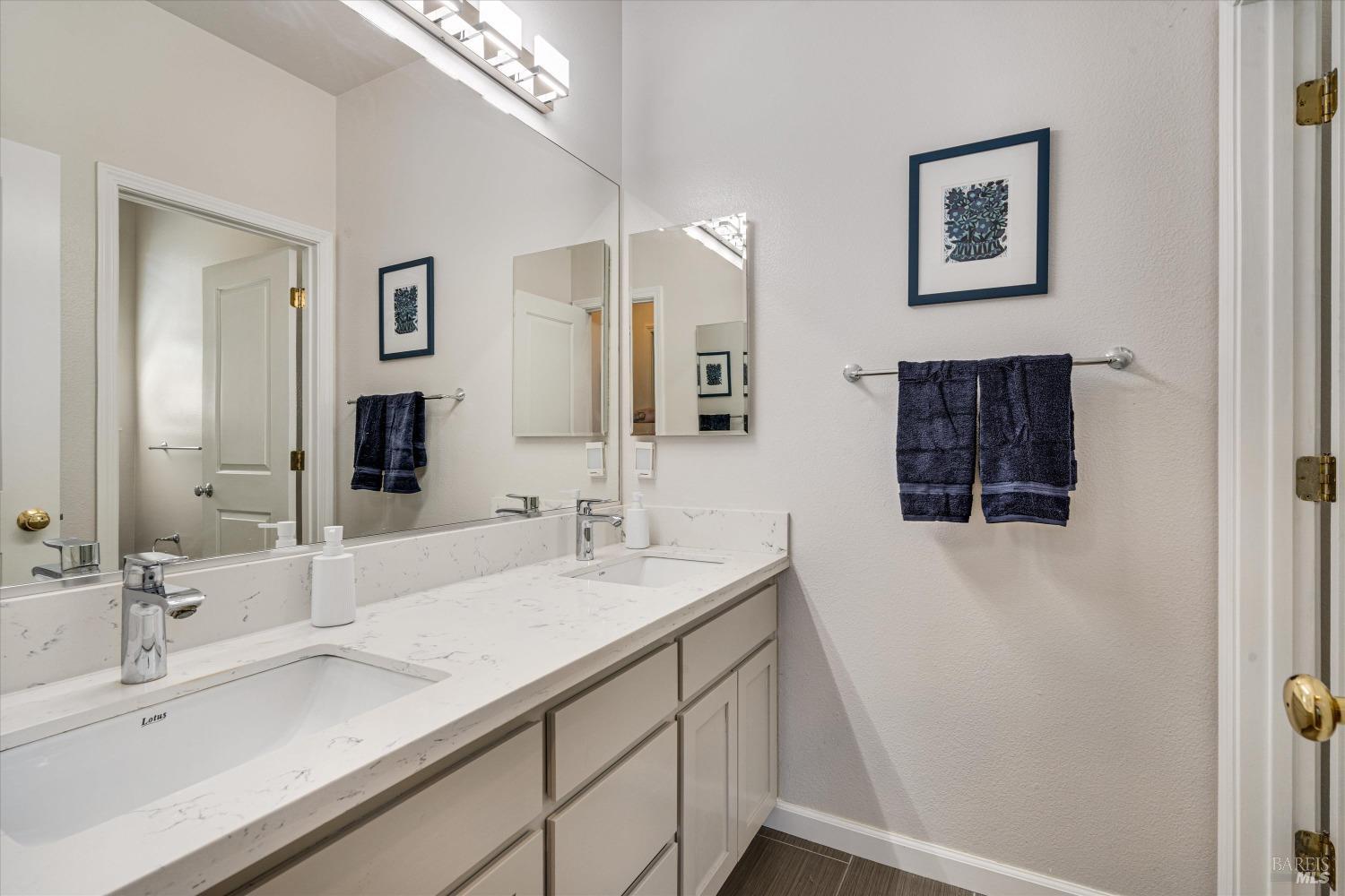 Detail Gallery Image 26 of 46 For 43 Windsor Ct, Napa,  CA 94558 - 4 Beds | 2/1 Baths