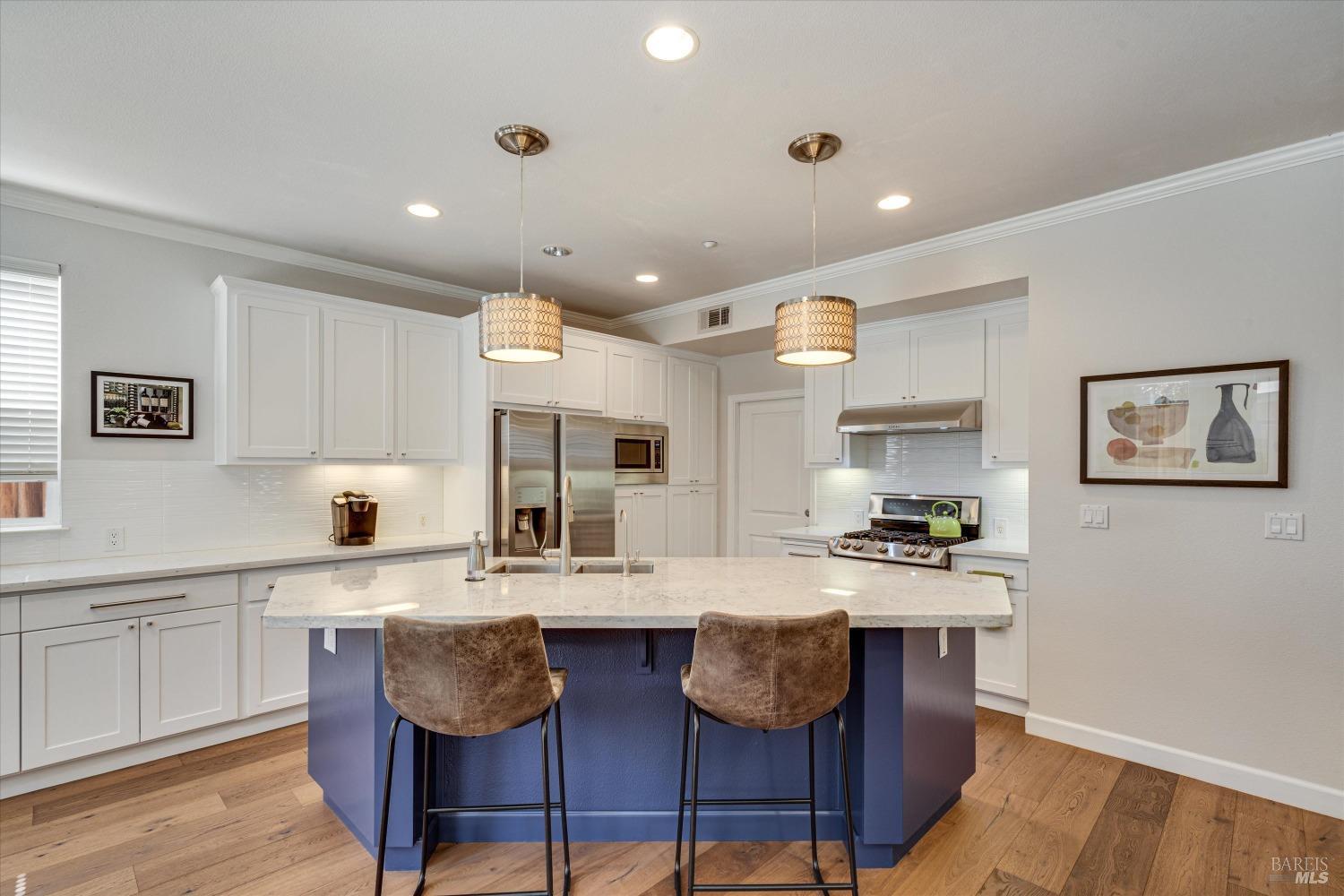 Detail Gallery Image 15 of 46 For 43 Windsor Ct, Napa,  CA 94558 - 4 Beds | 2/1 Baths