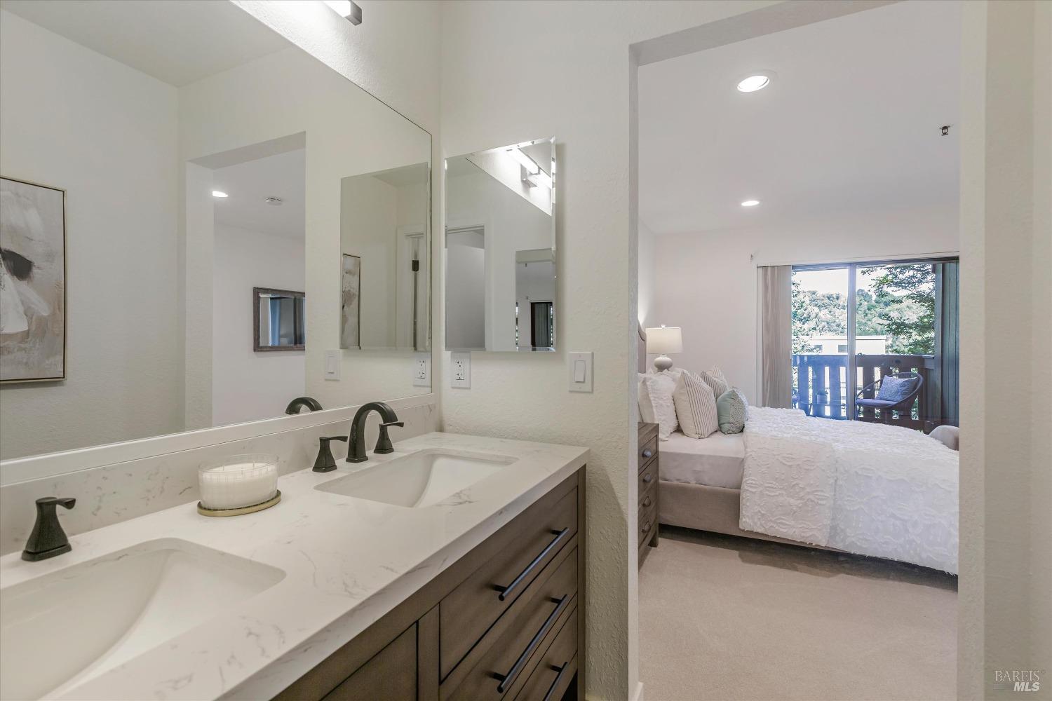 Detail Gallery Image 14 of 24 For 110 Redhawk Rd, Novato,  CA 94949 - 3 Beds | 2/1 Baths