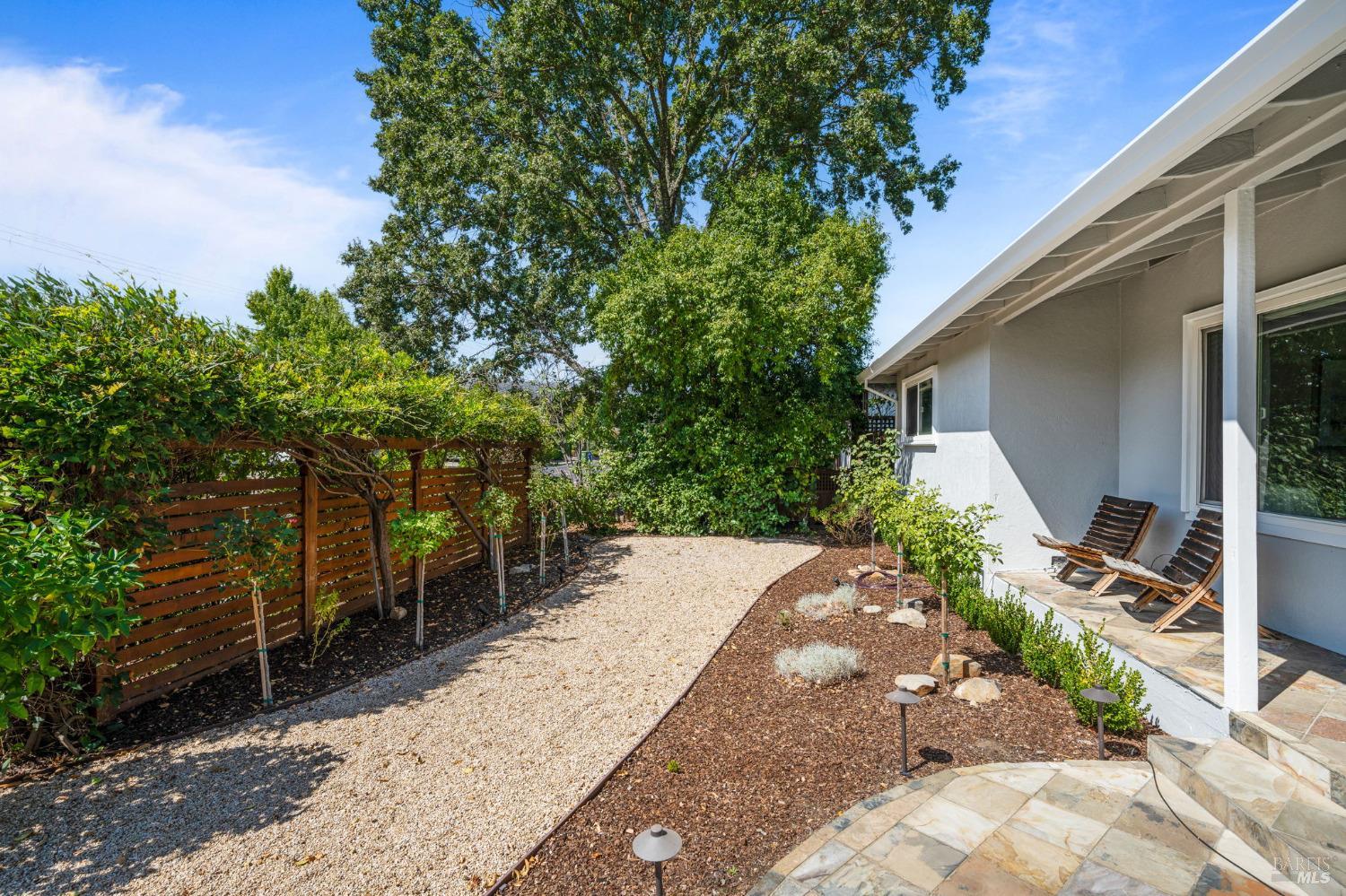 Detail Gallery Image 53 of 58 For 1134 Valley View St, Saint Helena,  CA 94574 - 3 Beds | 2 Baths