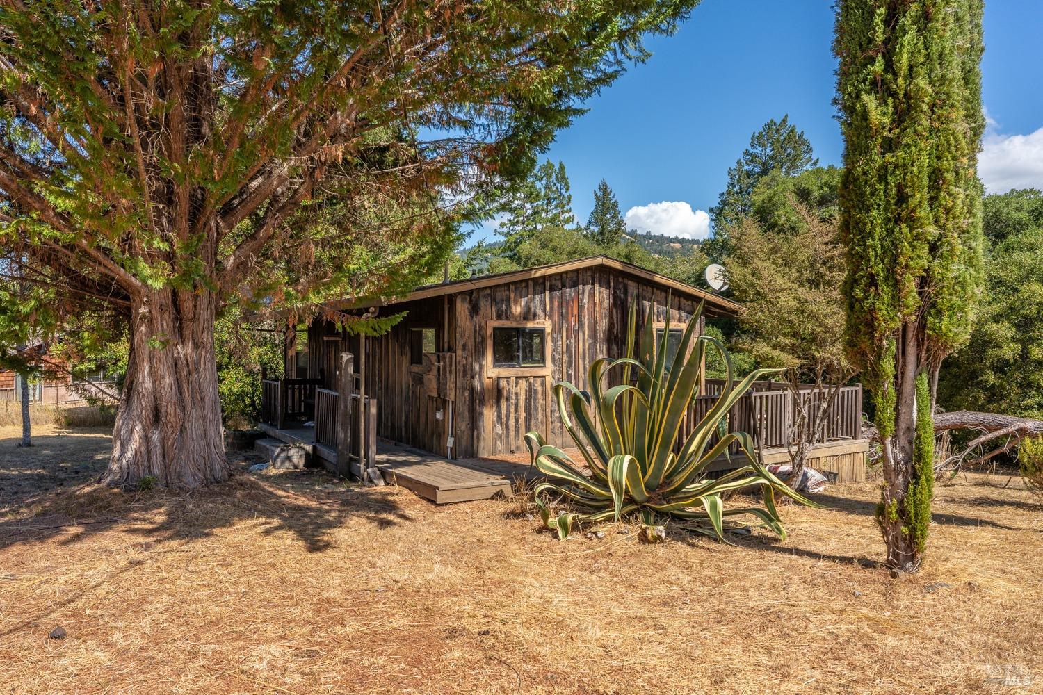 Detail Gallery Image 24 of 31 For 10580 Anderson Valley Way, Boonville,  CA 95415 - 3 Beds | 3 Baths