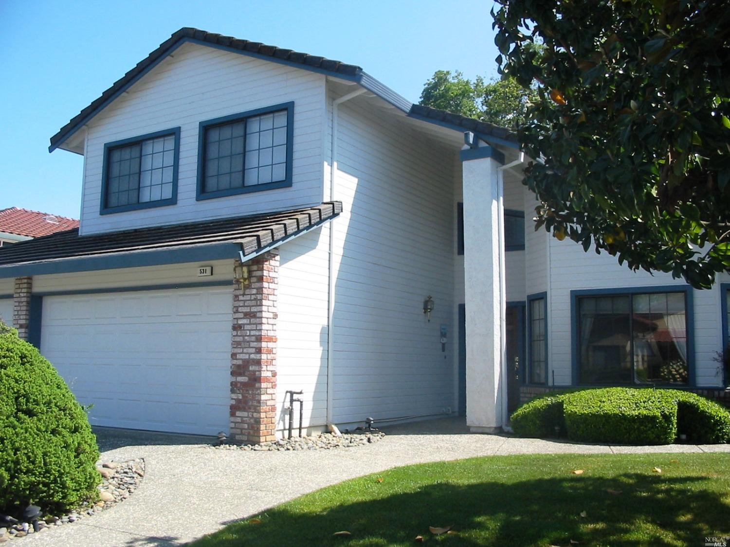 Detail Gallery Image 5 of 25 For 531 Shady Glen Ave, Vacaville,  CA 95688 - 4 Beds | 3 Baths