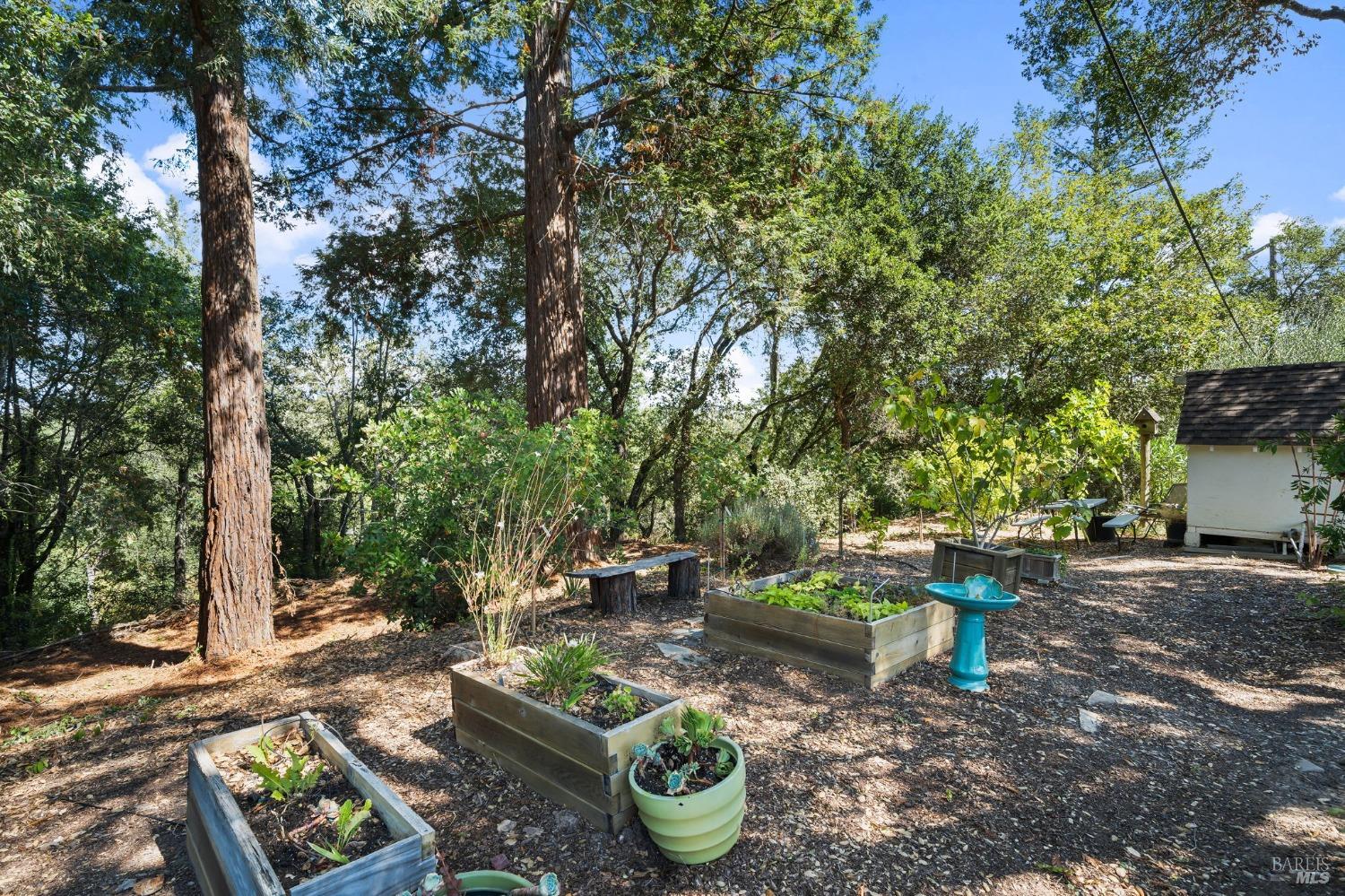 Detail Gallery Image 25 of 32 For 15655 Norton Rd, Healdsburg,  CA 95448 - 2 Beds | 1 Baths