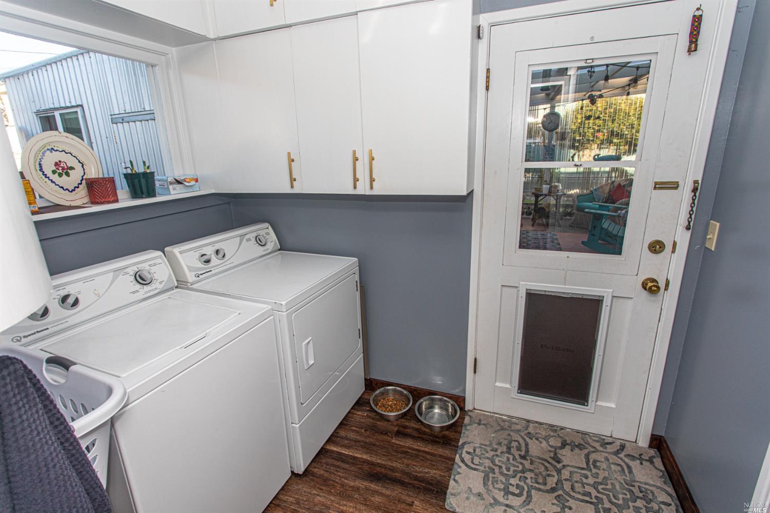 Detail Gallery Image 13 of 28 For 142 S Franklin St, Fort Bragg,  CA 95437 - 5 Beds | 2/1 Baths